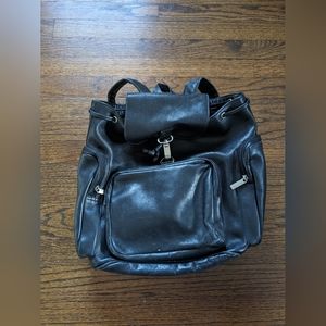 Wilsons Leather Backpack - 16"x16"x8" - five pockets!